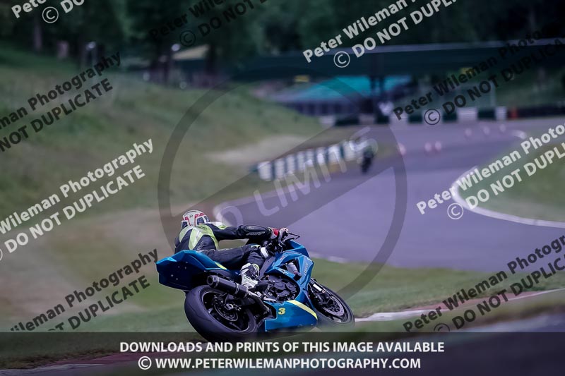 cadwell no limits trackday;cadwell park;cadwell park photographs;cadwell trackday photographs;enduro digital images;event digital images;eventdigitalimages;no limits trackdays;peter wileman photography;racing digital images;trackday digital images;trackday photos